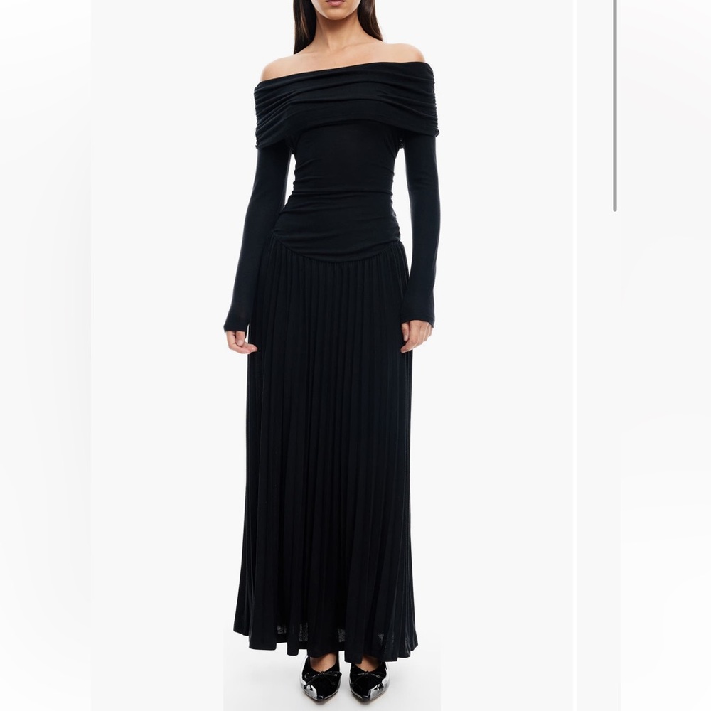 Lioness field of dreams off the shoulder long sleeve maxi dress Large